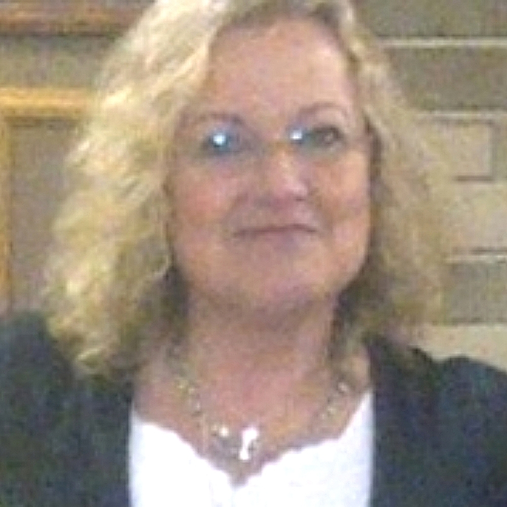 Meet your Posher, Lea